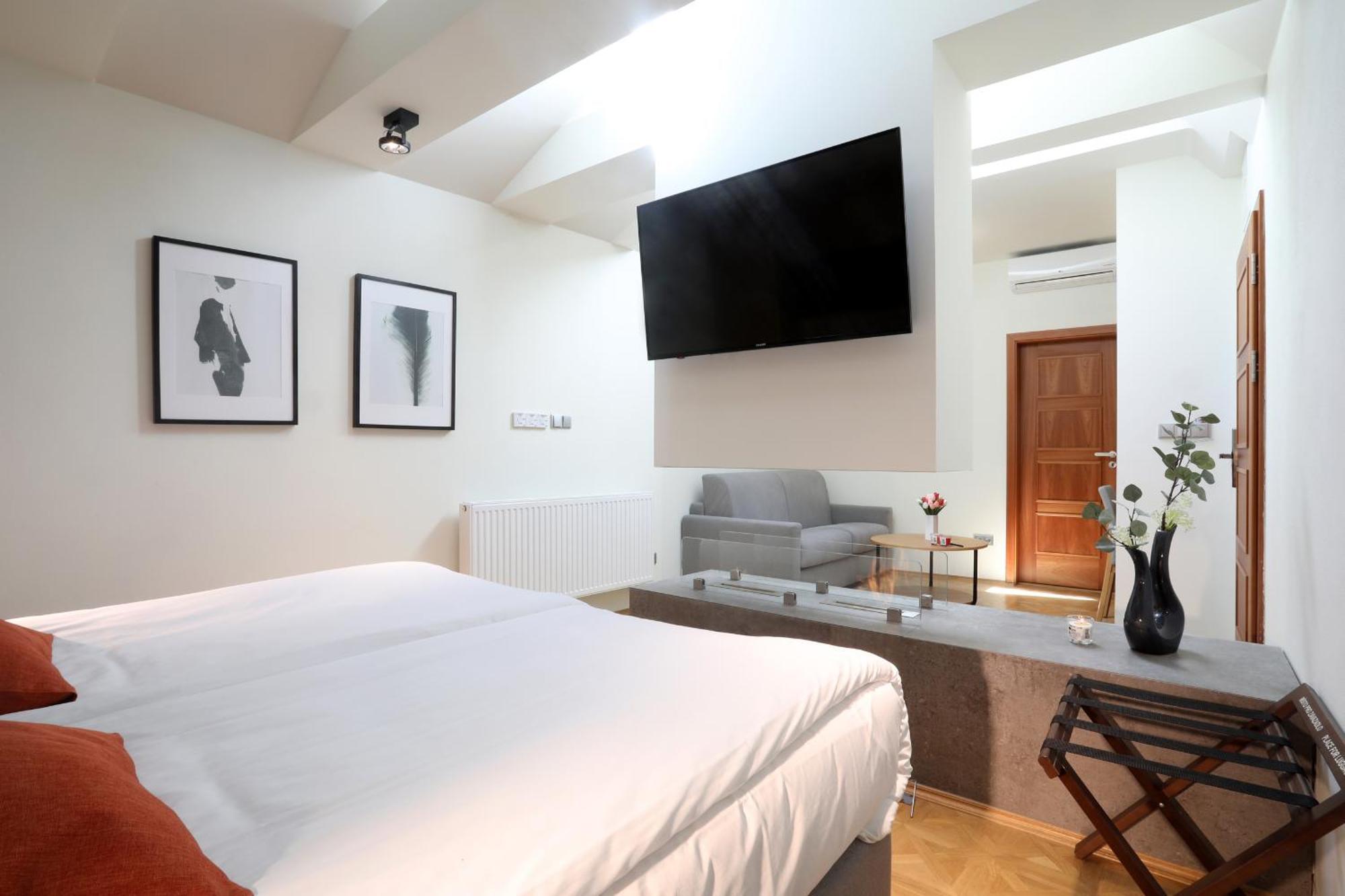 Hotel Pod Vezi Strážnice Eksteriør bilde