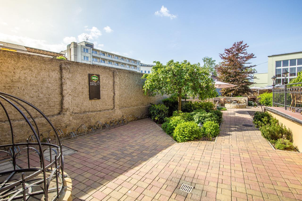 Hotel Pod Vezi Strážnice Eksteriør bilde