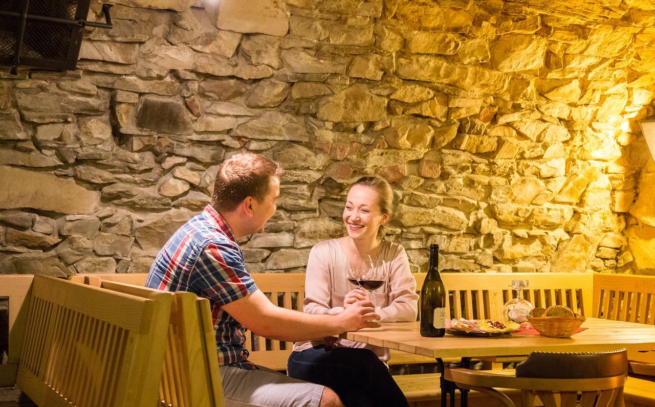 Hotel Pod Vezi Strážnice Eksteriør bilde